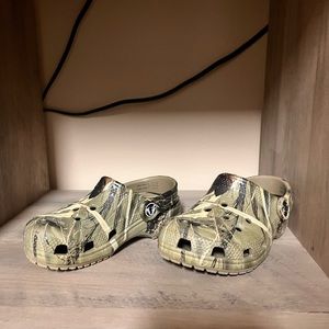 Camo Crocs size 9